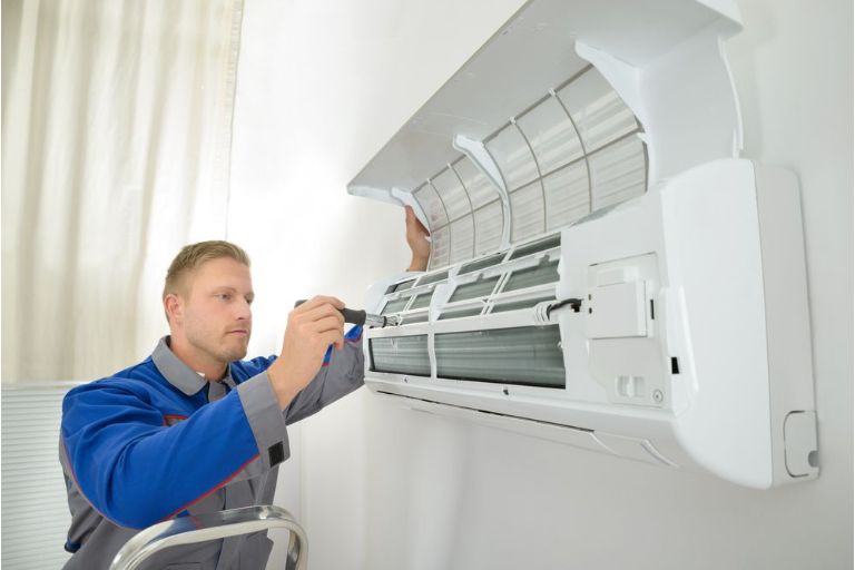 AC repair and servicing